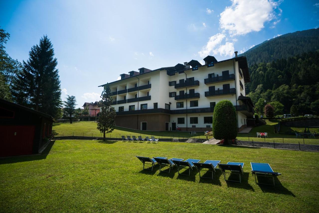 Hotel Rio Caderzone Terme Extérieur photo